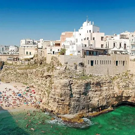 Art Loft M8 Centre M8apartments בארי