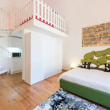 Art Loft M8 Centre M8apartments 巴里